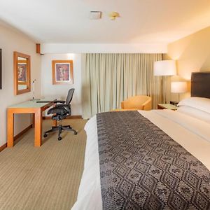 Classic King Room Club Access